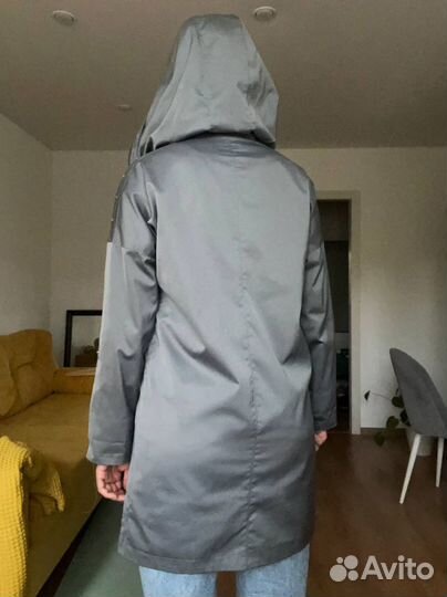 Плащ женский Acasta