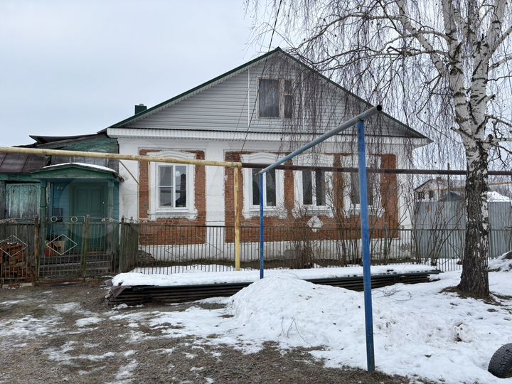 Дом 50 м² на участке 6 сот.