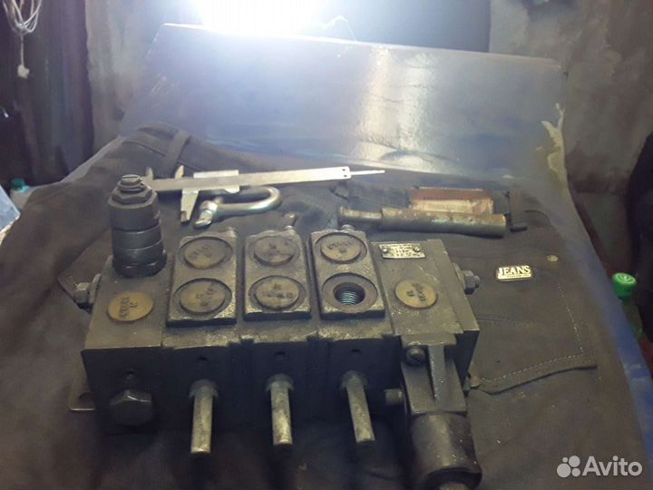 Гидрораспределитель