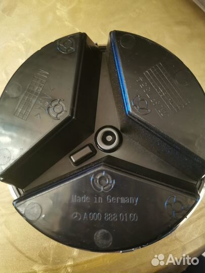 Новая эмблема на решётку