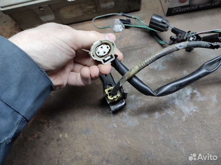 Датчик удара Airbag Toyota