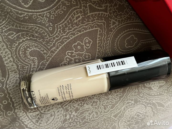 Тональный флюид shiseido