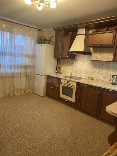 2-к. квартира, 72,4 м², 10/10 эт.