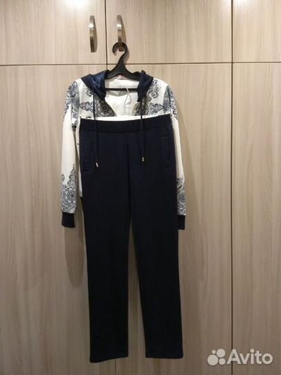 Костюм спортивный 152