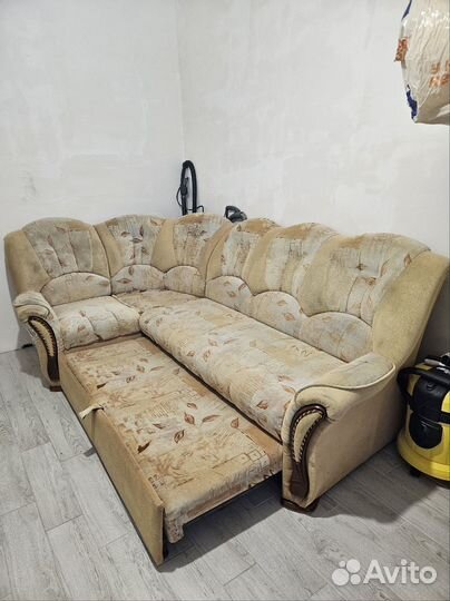 Угловой диван бу