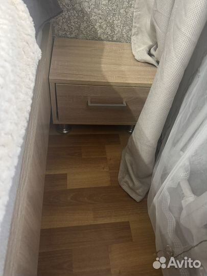 Продам 2х спальную кровать