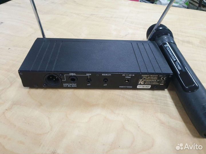 Радиосистема (радиомикрофон) Sennheiser