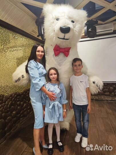 Белый медведь (мишка) на праздник