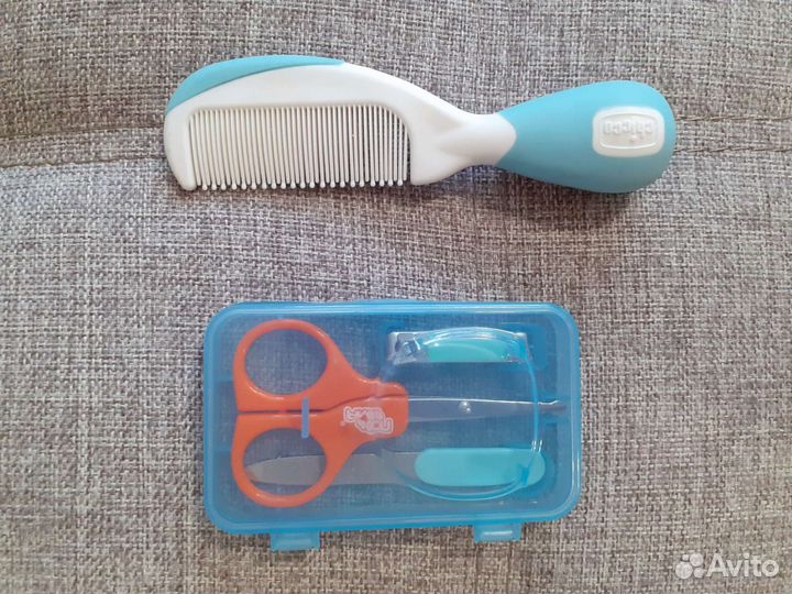 Маникюрный набор и расчёска