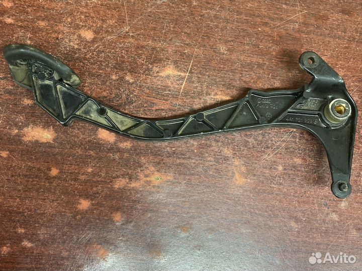 Педаль сцепления ауди 100 с4