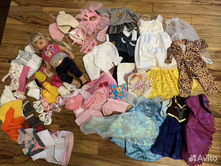 Кукла Baby born sister и много одежды