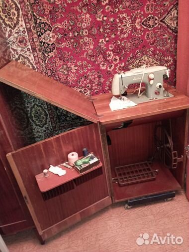 Швейная машинка Лада 273-1, Чехословакия