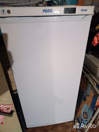 Холодильник фармацевтический