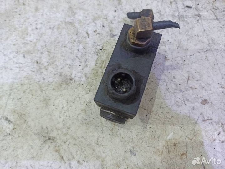 Электромагнитный клапан A0049978536