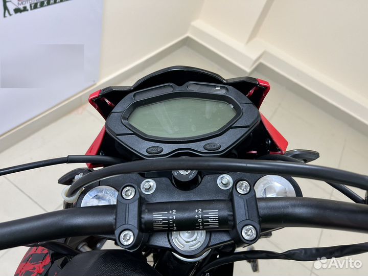 Racer RC300-GY8K XVR Красный