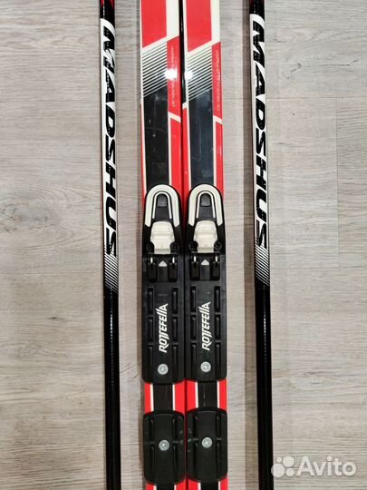 Комплект беговых лыж Madshus Race Performance