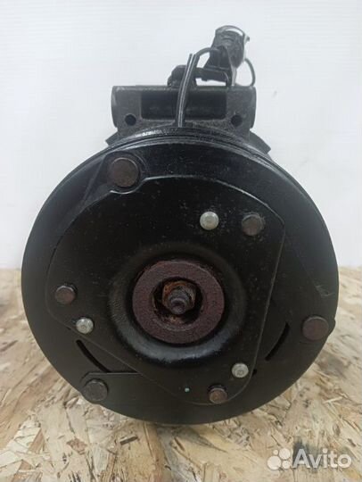 Компрессор кондиционера Ssangyong Rexton 1 D27DT