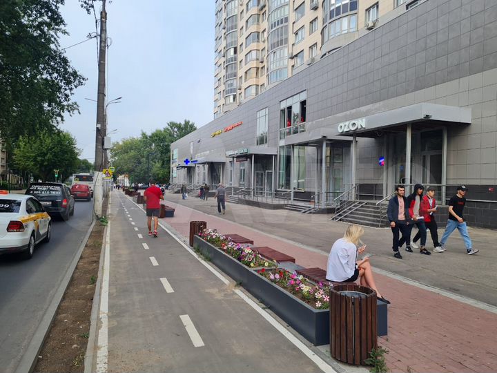 Торговая площадь в центре на трафике, 83 м²