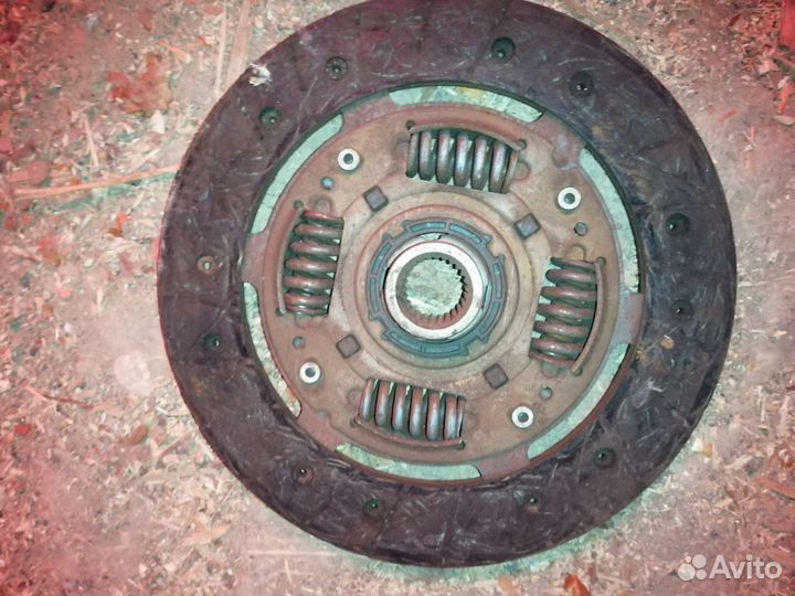 Диск сцепления ниссан тиида