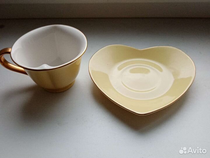 Чашка с блюдцем