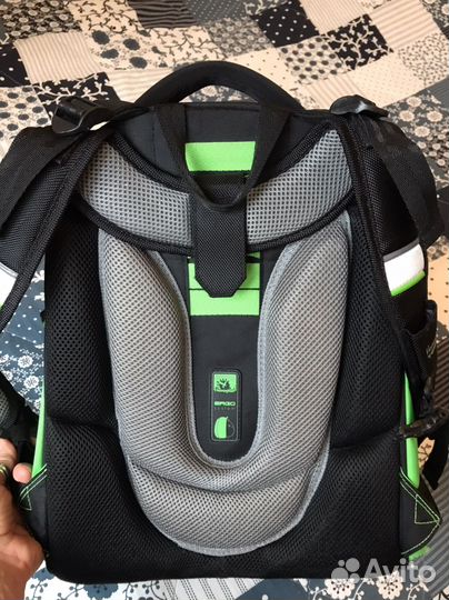 Рюкзак школьный hummingbird