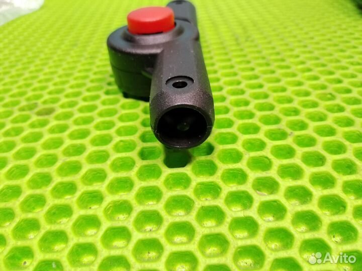 Шарнир регулировки капюшона 16 мм на коляску