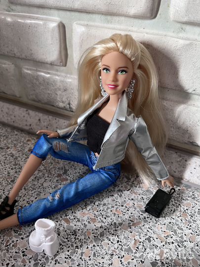 Кукла барби не маттел