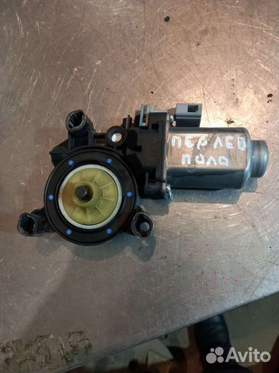 Мотор стеклоподъемника VW Polo