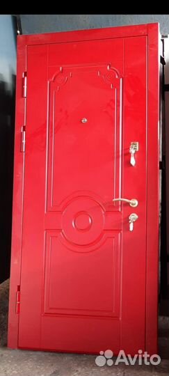 Дверь входная с отделкой
