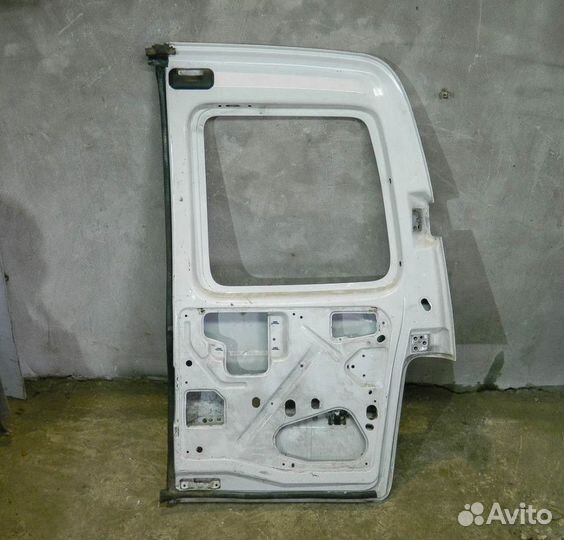 Дверь задняя левая распашная Berlingo 1