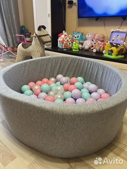 Бассейн с шариками