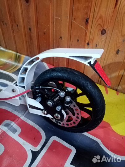 Продам самокат