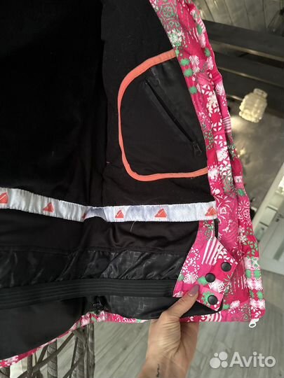 Сноубордическая куртка женская 44