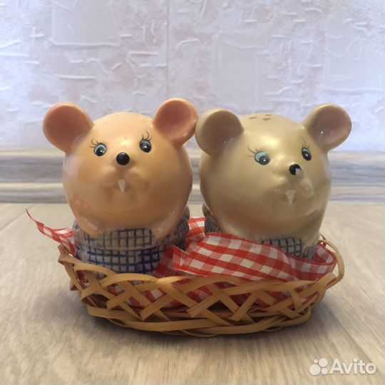 Набор солонка и перечница 