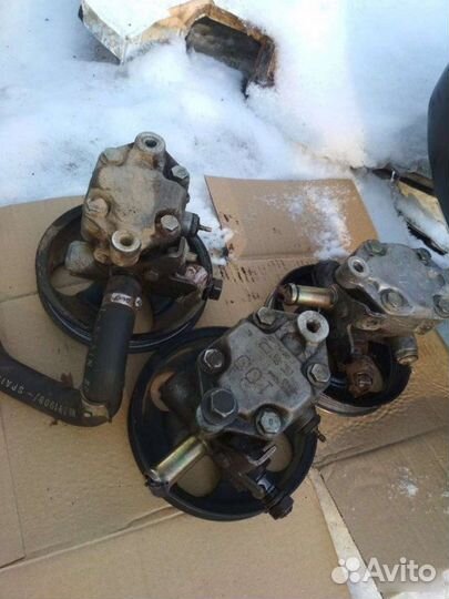 Насос гур Mitsubishi Carisma 1 седан 4G92 1.6 2002