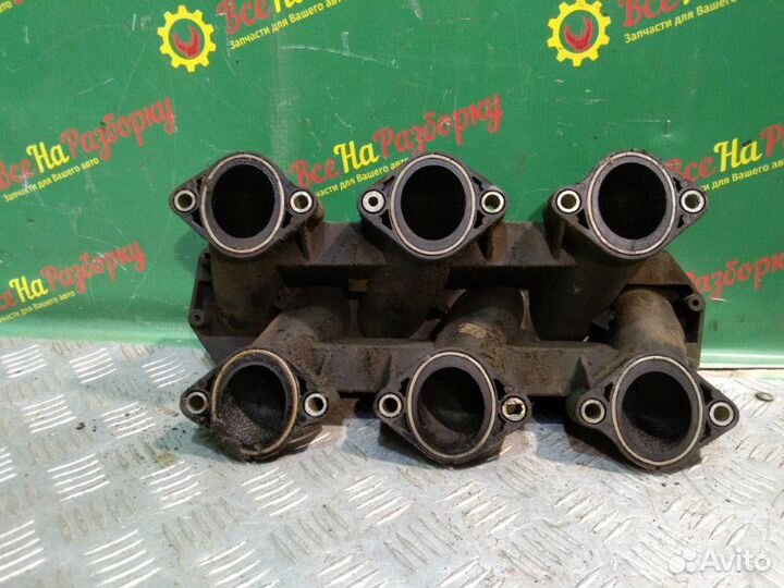 Впускной коллектор Ford Explorer внедорожник 4.0