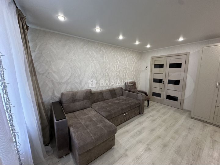 2-к. квартира, 50 м², 5/9 эт.