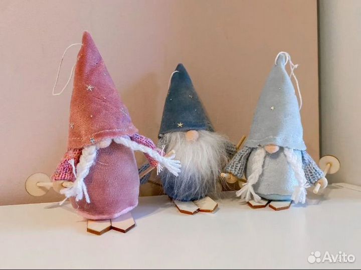 Новогодний декор новый гномики