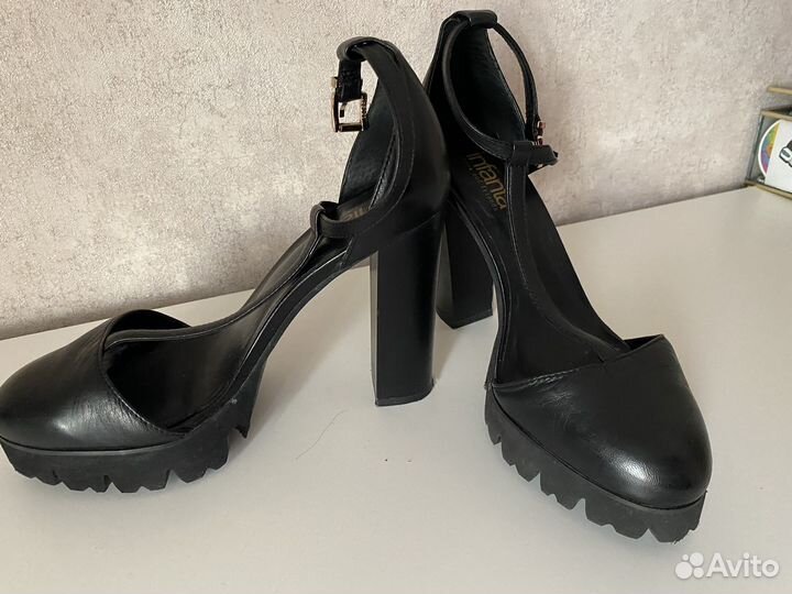 Туфли босоножки