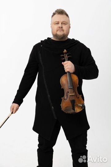 Модель plus size мужчина