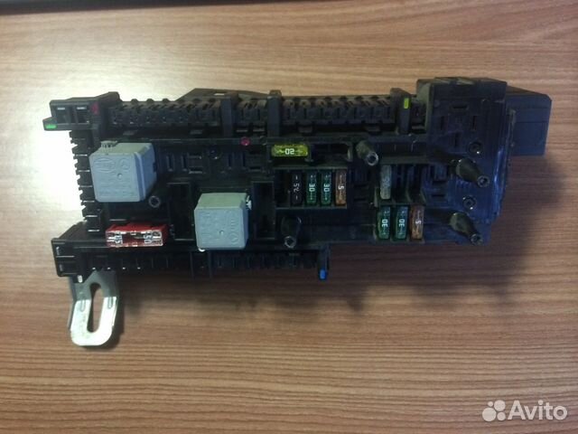 Блок предохранителей Mercedes C-class W204