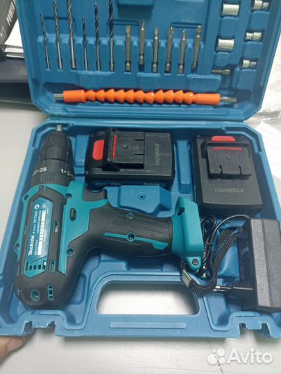 Шуруповерт makita