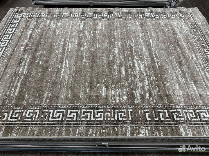 Ковер новый 200*300 коричневый