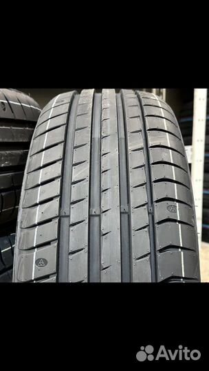 Triangle EffeXSport TH202 215/55 R18
