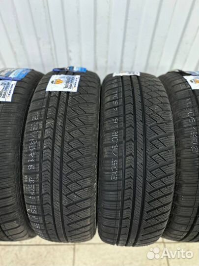 Sailun Atrezzo 4 Seasons 215/65 R16