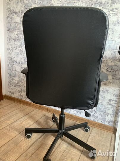 Компьютерное кресло IKEA торкель