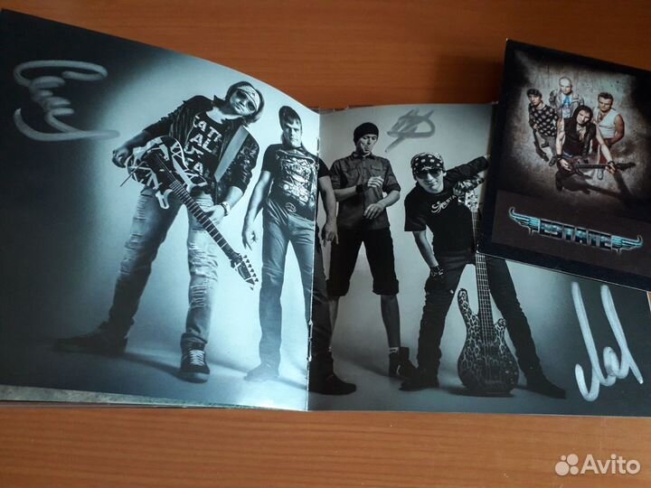 Estate, Metal Allegiance, Master CD