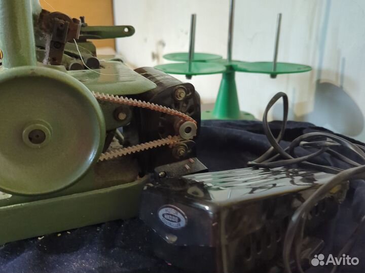 Оверлок для швейной машины