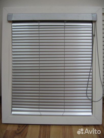 Жалюзи и рулонные жалюзи