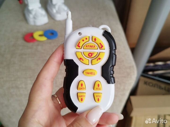 Радиоуправляемый робот 